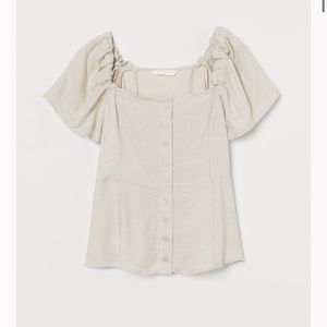 Light Beiged Puff-sleeved Blouse